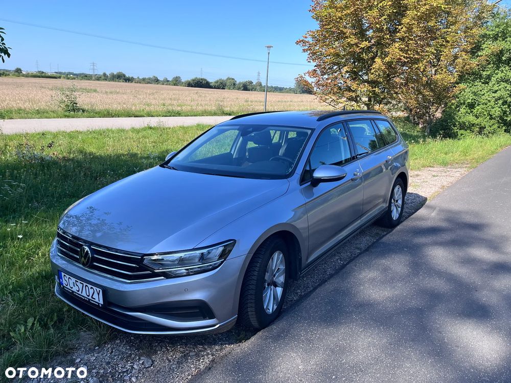 Volkswagen Passat 1.5 TSI EVO Business - 1