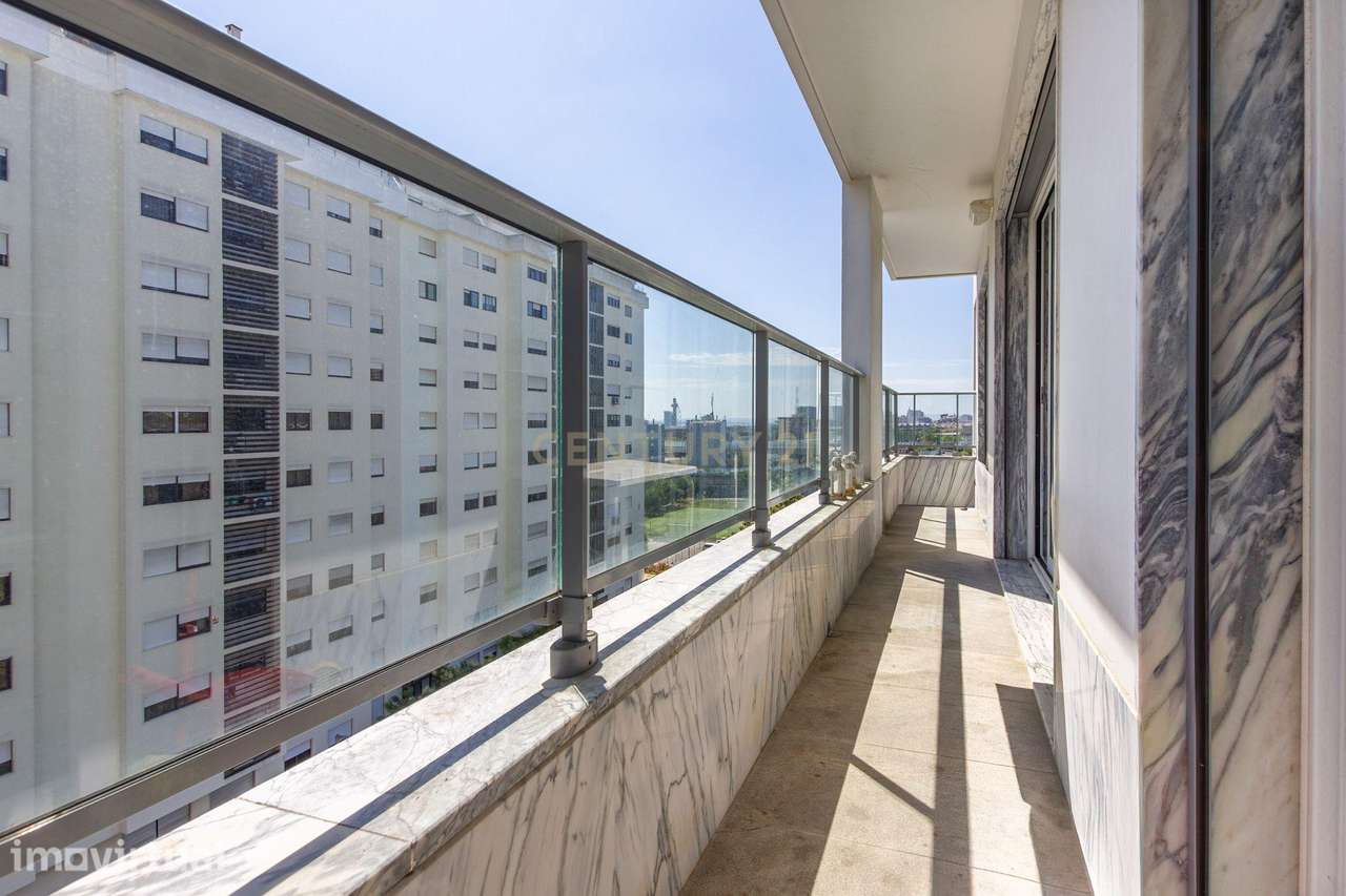 Apartamento T2 moderno com lugar de garagem, Quinta do Património (Sac - Grande imagem: 5/34