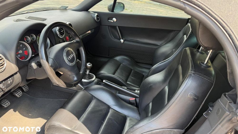 Audi TT Roadster - 5