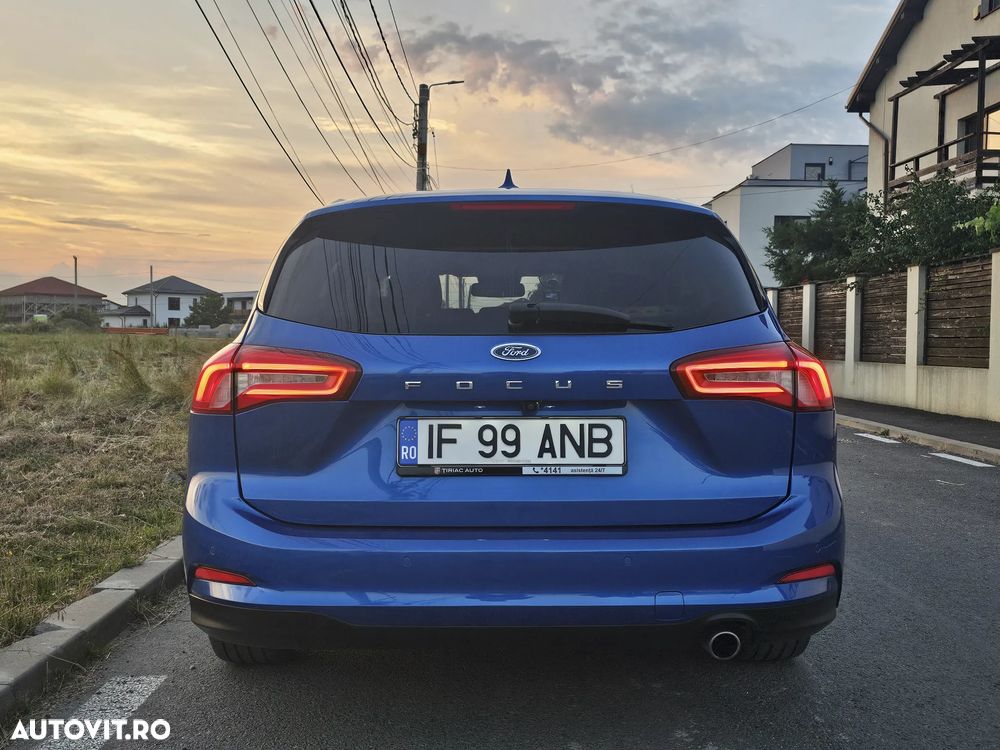 Ford Focus 2.0 EcoBlue Titanium Business - 24