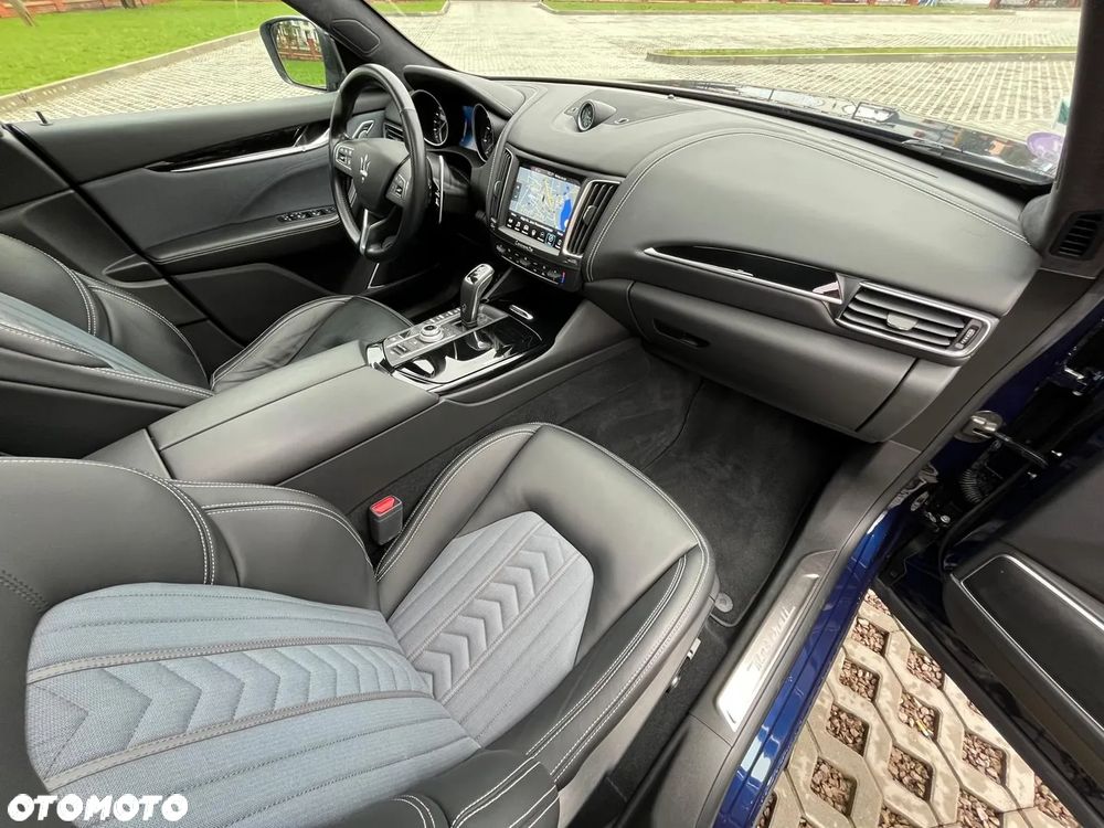 Maserati Levante S Granlusso - 31