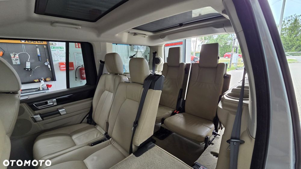 Land Rover Discovery SD V6 HSE - 14