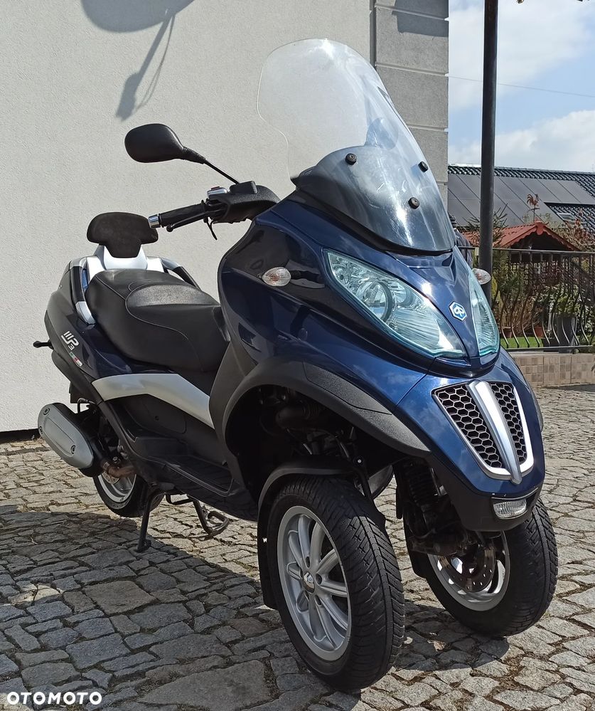 Piaggio MP-3 - 2