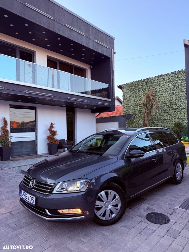Volkswagen Passat 1.6 FSI Comfortline Aut - 1