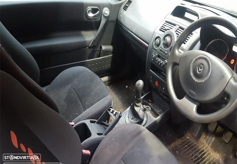 Renault Megane 1.5 dci de 2007 disponível para peças - 5