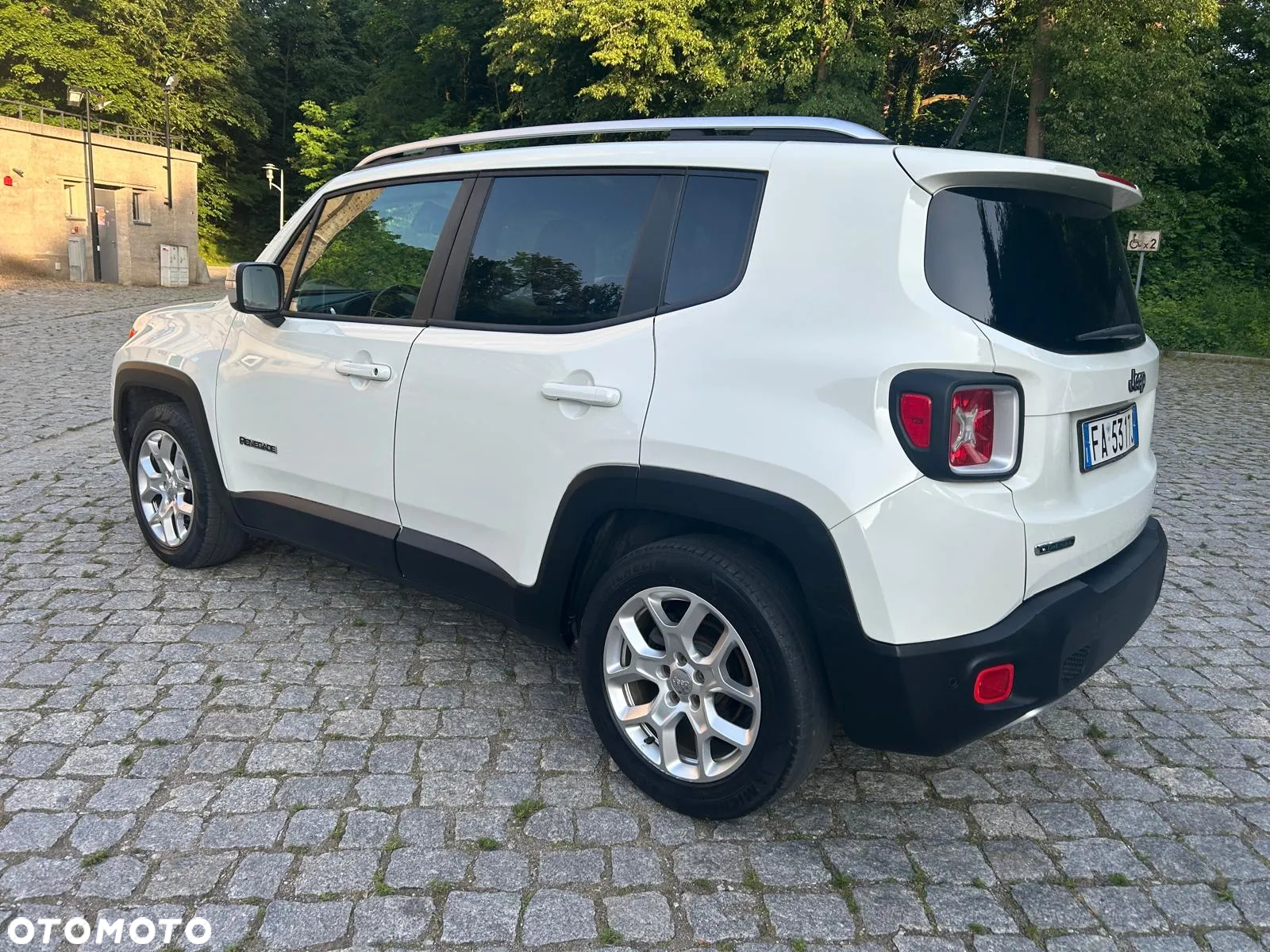 Jeep Renegade 1.6 E-torQ Longitude - 9
