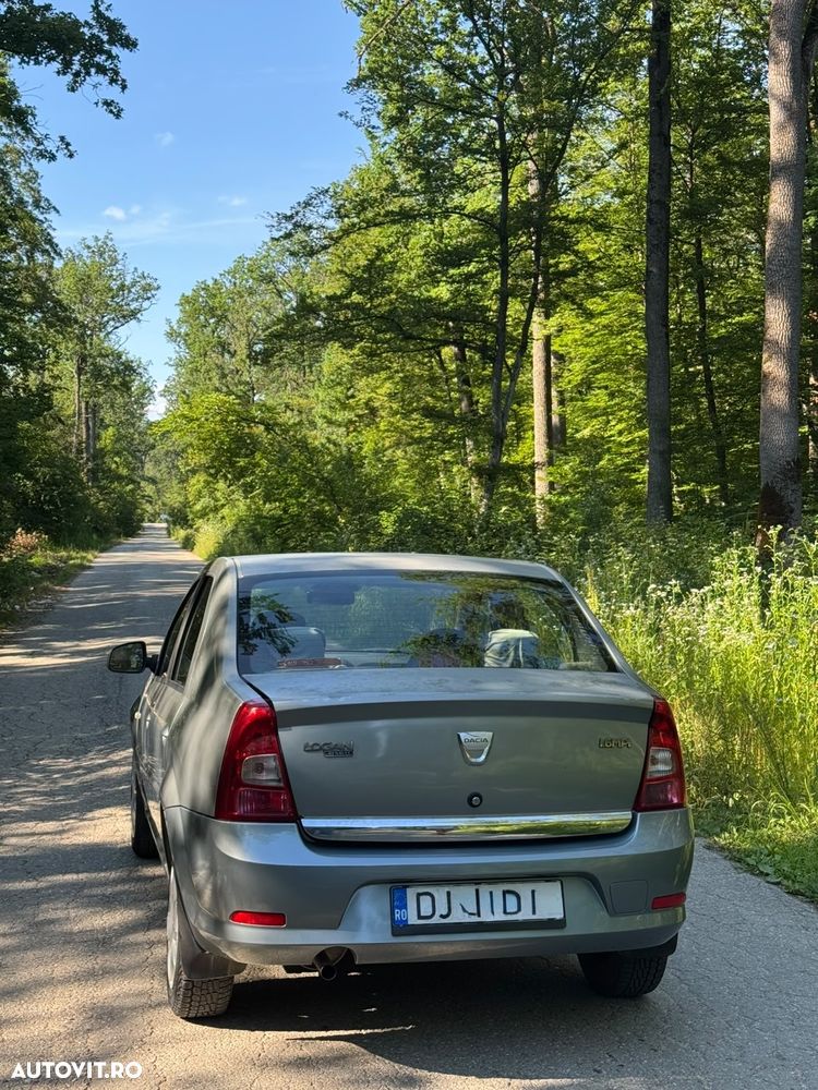 Dacia Logan - 3