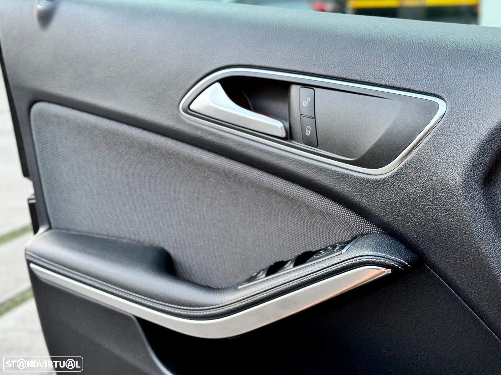Mercedes-Benz A 180 d Style Plus - 14