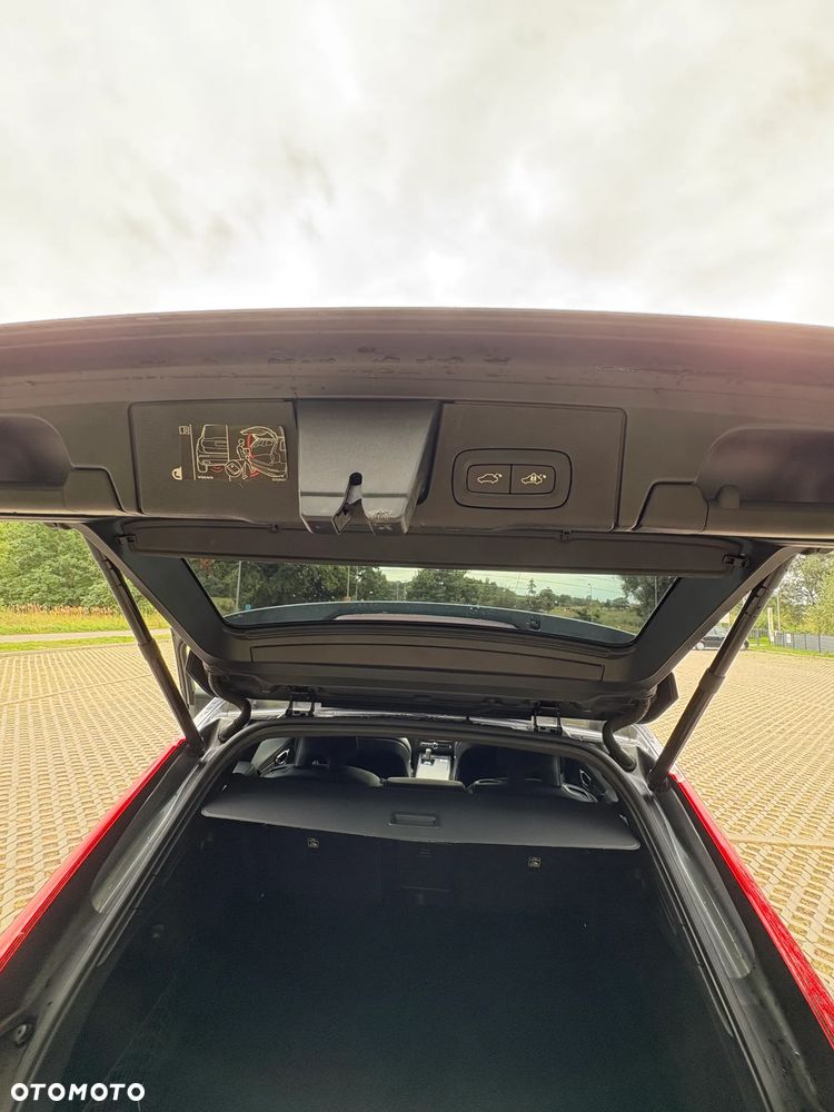 Volvo XC 60 B5 B Momentum Pro - 20
