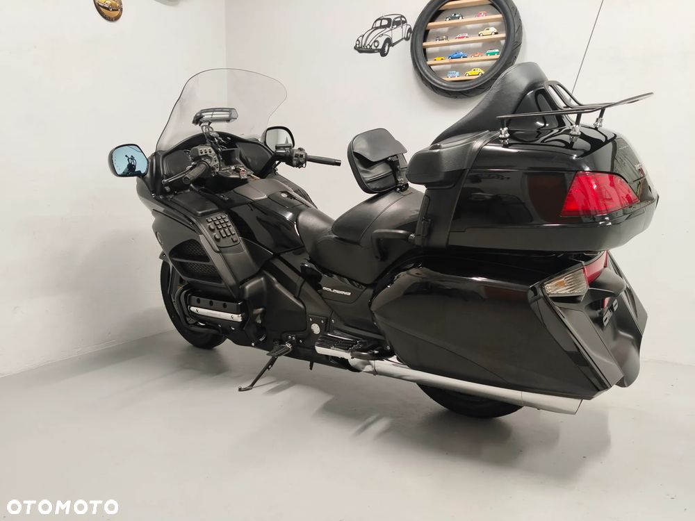 Honda GL - 6