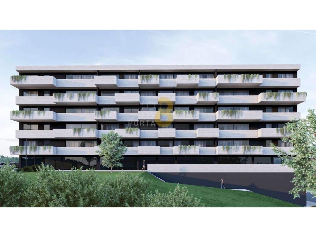 Apartamento T3 com varanda e garagem - Valongo - Grande imagem: 4/48