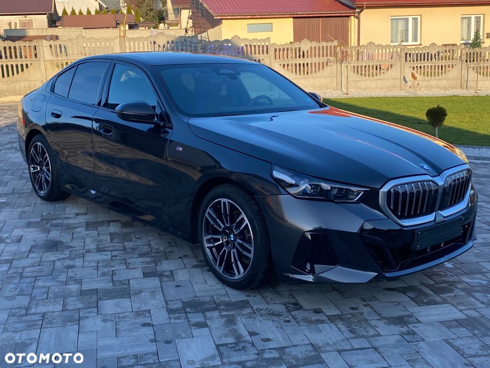 BMW Seria 5 520d xDrive - 7