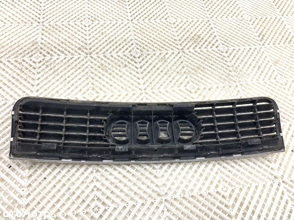 ATRAPA GRILL  AUDI A4 B6 (8E2) 2000 - 2005 1.9 TDI 74 kW [101 KM] olej napędowy 2001 - 2004 - 3