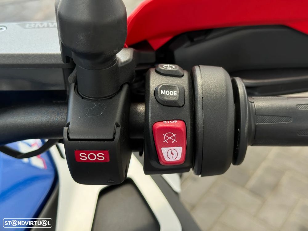BMW R 1300 GS Adventure Trophy - 13