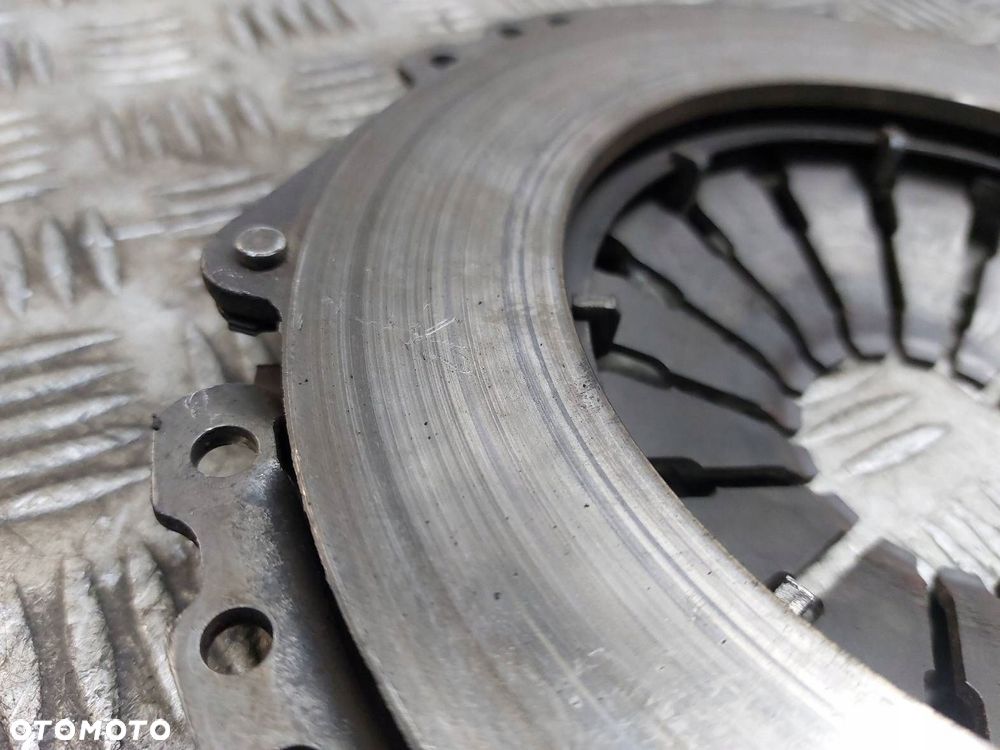 KOŁO DWUMASOWE + TARCZA + DOCISK + ŁOŻYSKO MERIVA A 1.3 CDTI 24422061 - 7