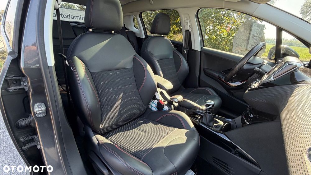 Peugeot 2008 - 18