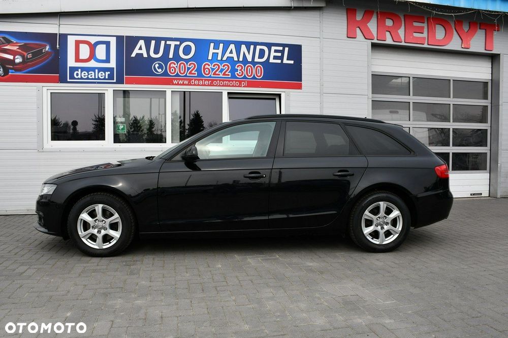Audi A4 Avant 2.0 TDI - 10