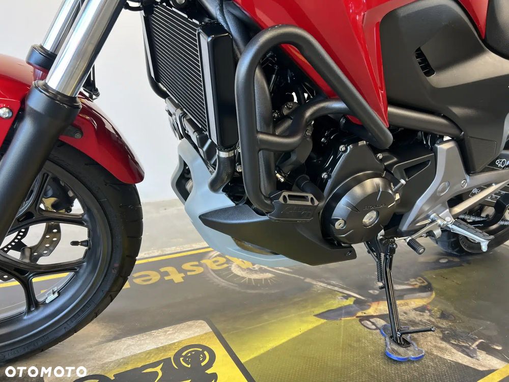 Honda NC - 9