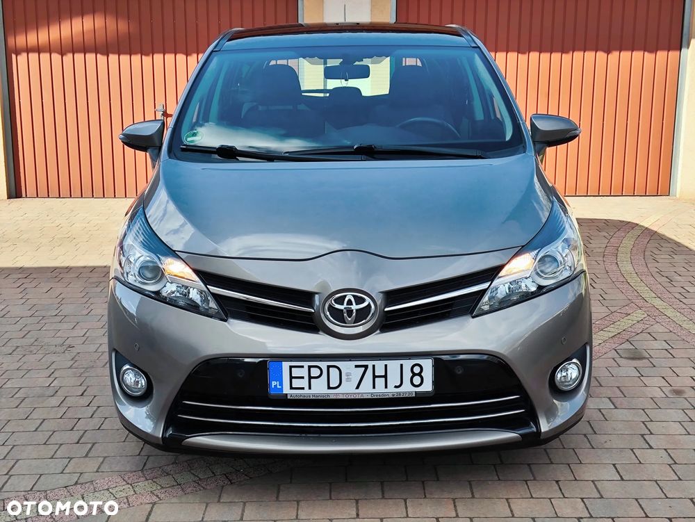 Toyota Verso 1.8 Premium EU6 - 2