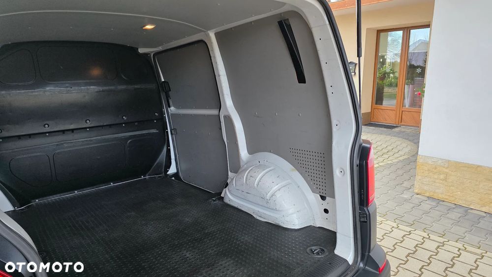 Volkswagen Transporter T6 - 21