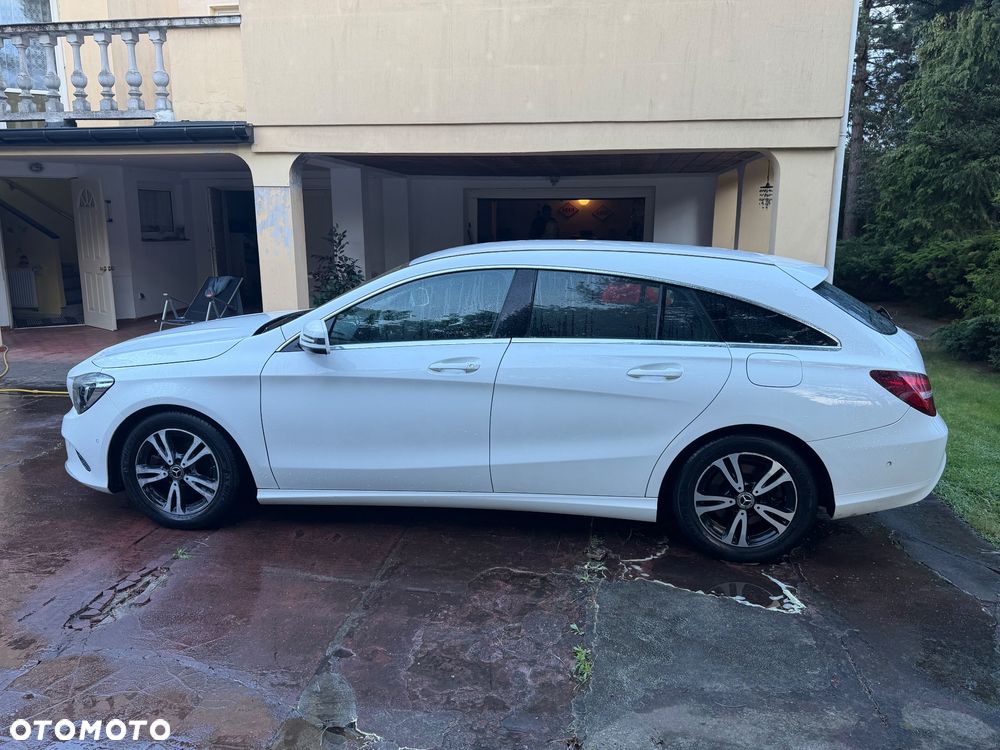 Mercedes-Benz CLA 180 UrbanStyle Edition - 1