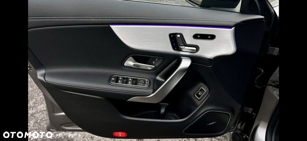 Mercedes-Benz CLA - 9