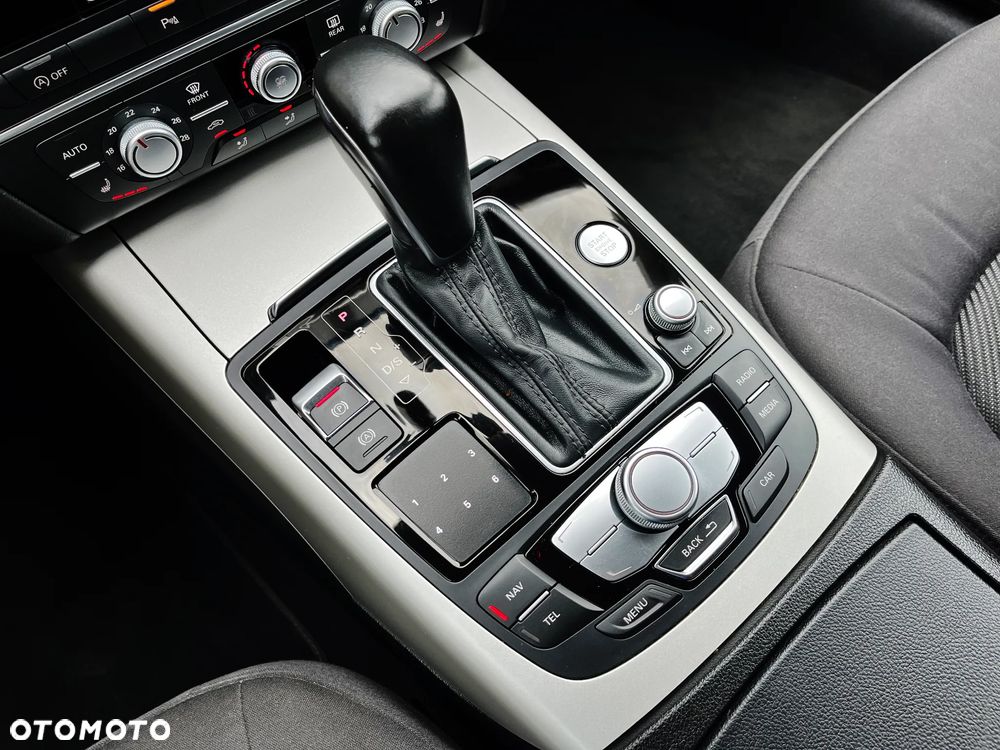 Audi A6 Avant 2.0 TDI ultra S tronic - 32