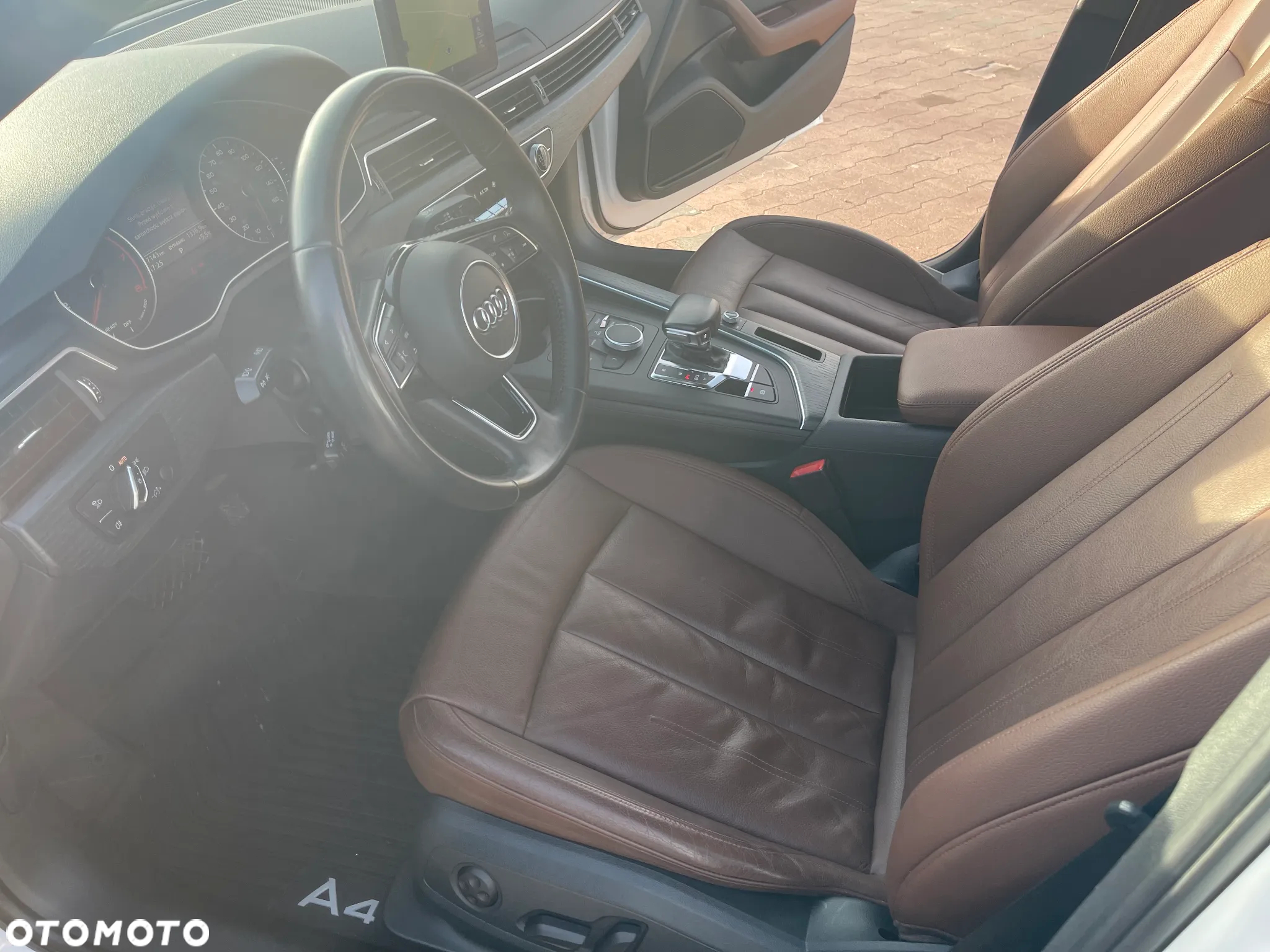 Audi A4 2.0 TFSI ultra S tronic - 31