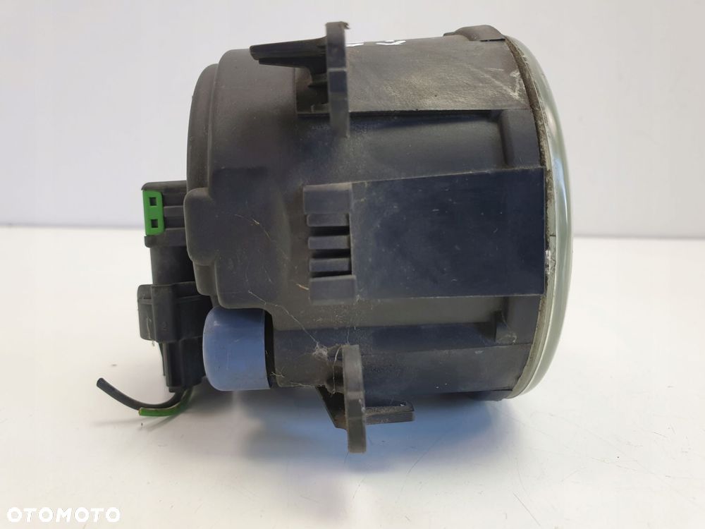 Nissan X-trail PRAWY PRZEDNI HALOGEN przód - 7