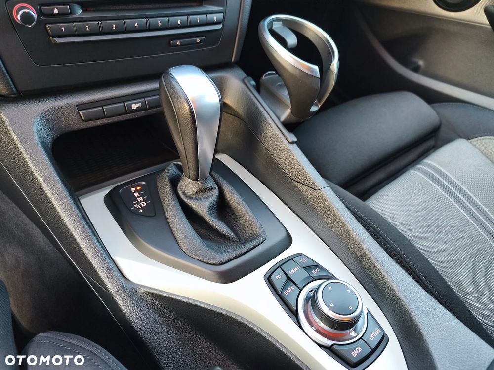 BMW X1 sDrive20d - 17