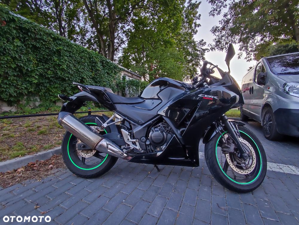 Honda CBR - 9