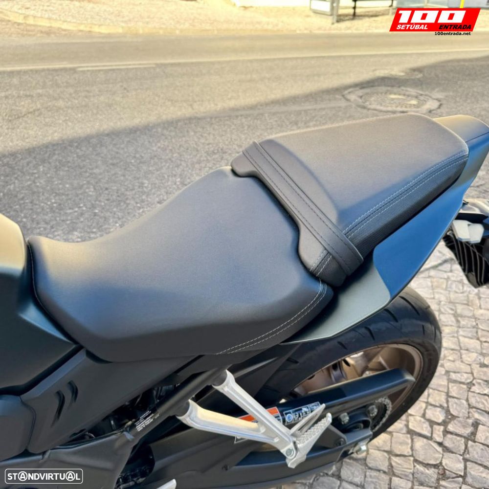 Honda CB 650 RA - 3