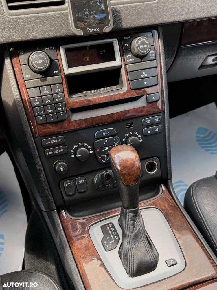 Volvo XC 90 2.4 D Aut. 7 locuri - 23