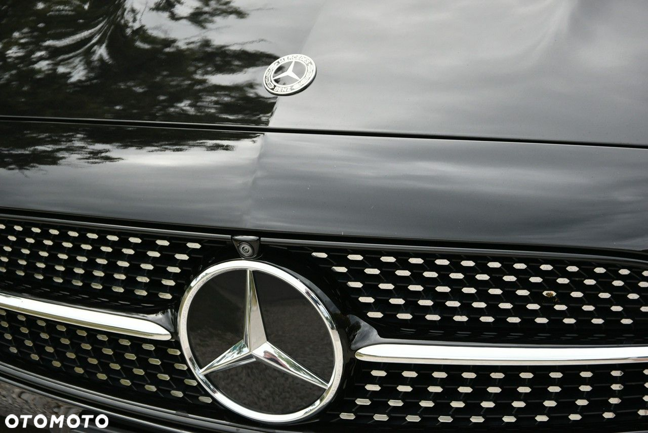 Mercedes-Benz Klasa E - 33