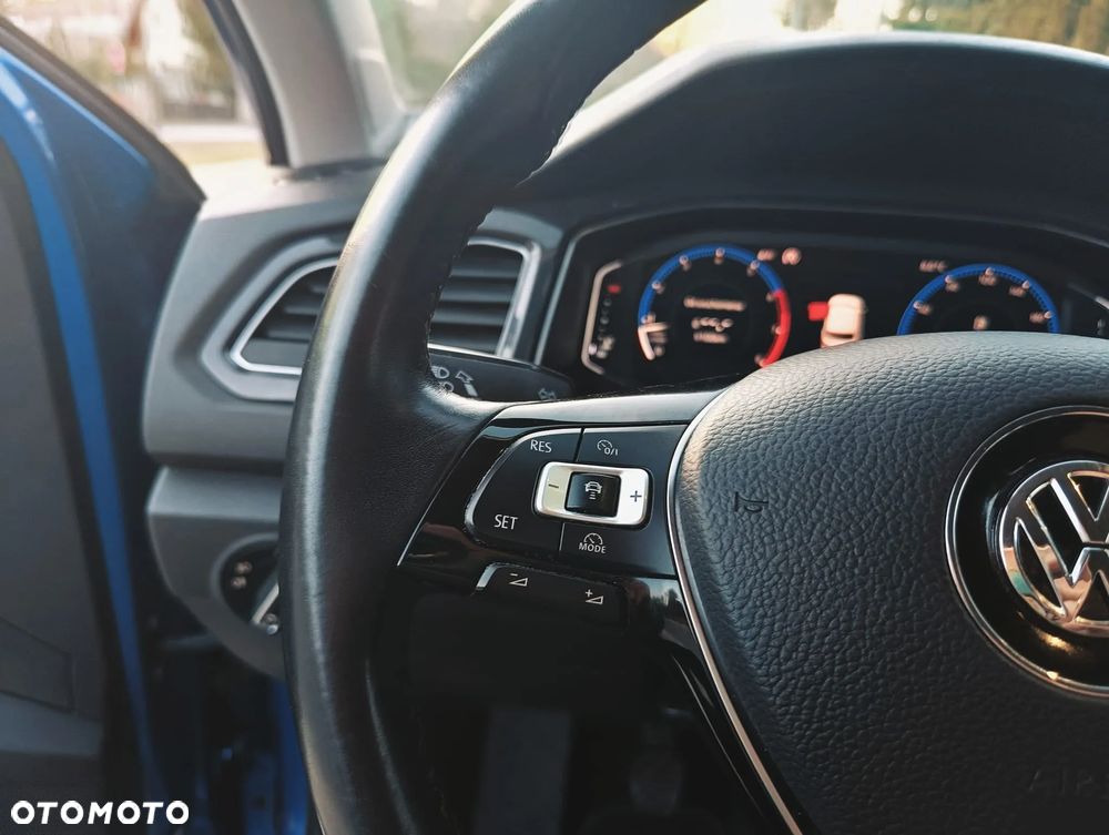 Volkswagen T-Roc 1.5 TSI ACT Premium - 22