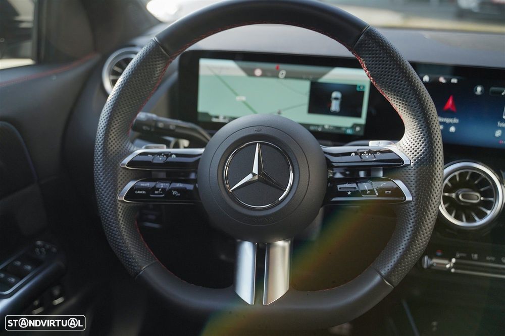 Mercedes-Benz GLA 250 e AMG Line - 18