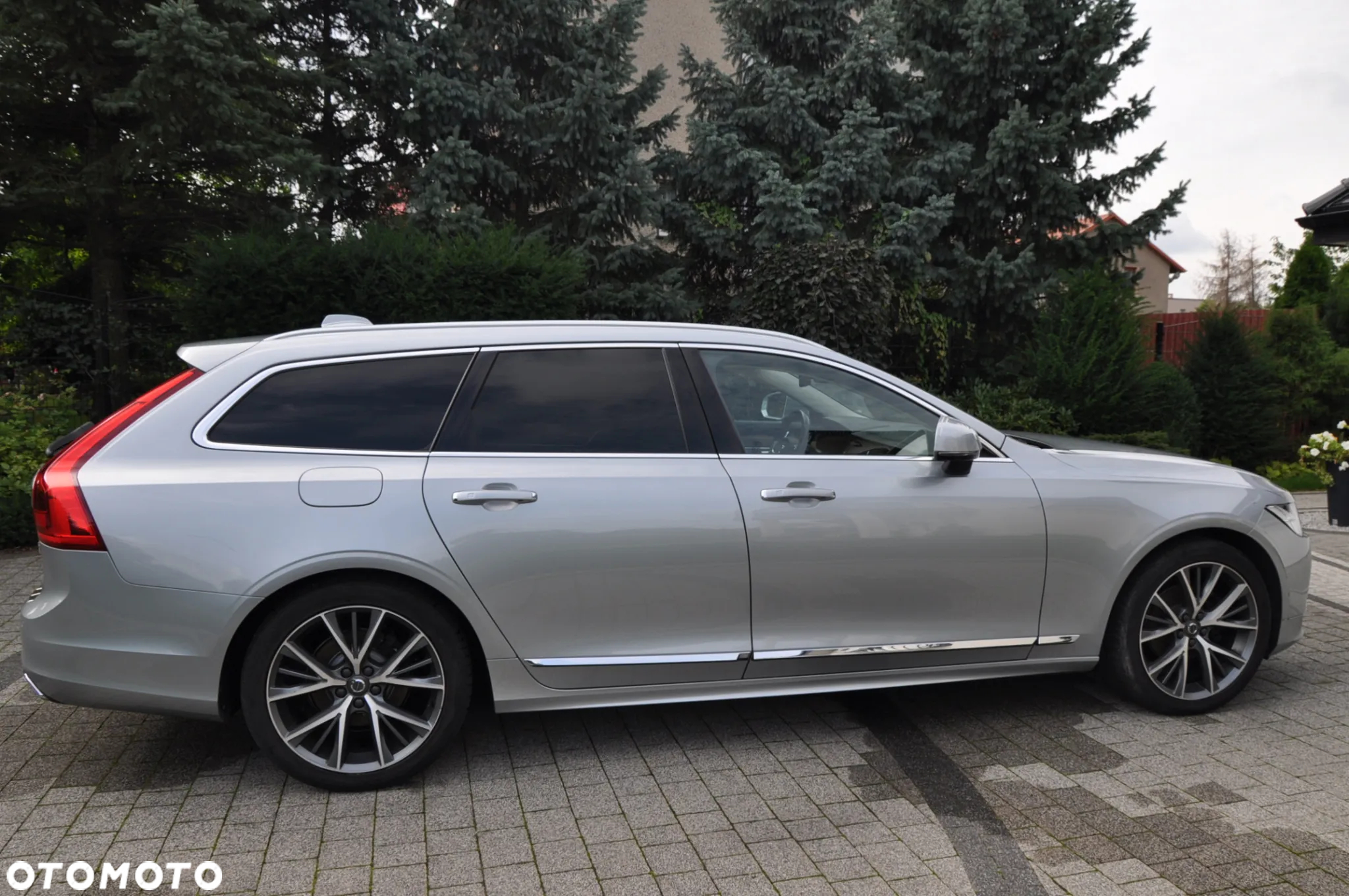 Volvo V90 D4 AWD Inscription - 12