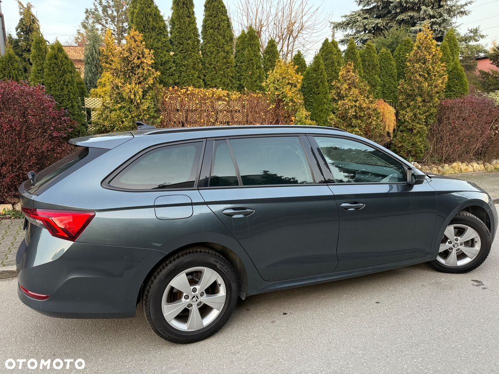 Skoda Octavia 2.0 TDI DSG Sportline - 21