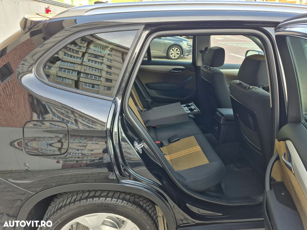 BMW X1 xDrive20d - 14