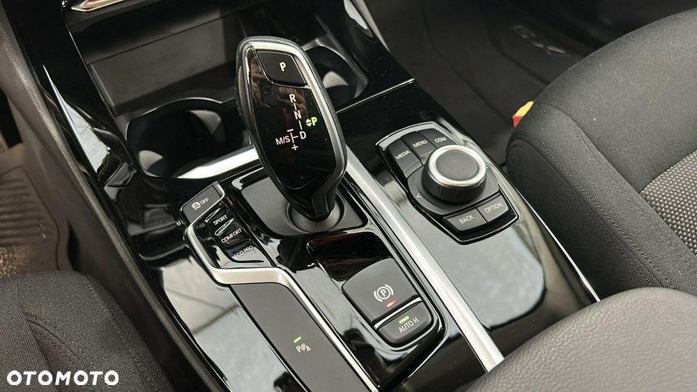 BMW X3 sDrive18d Advantage sport - 18