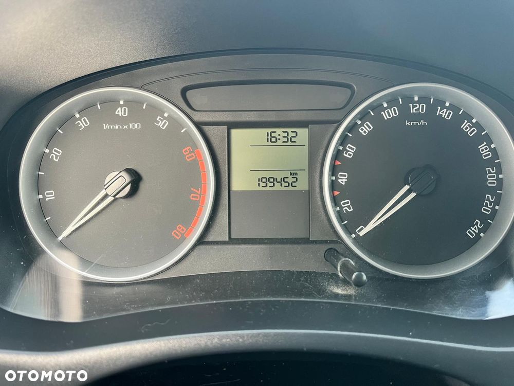 Skoda Fabia - 4