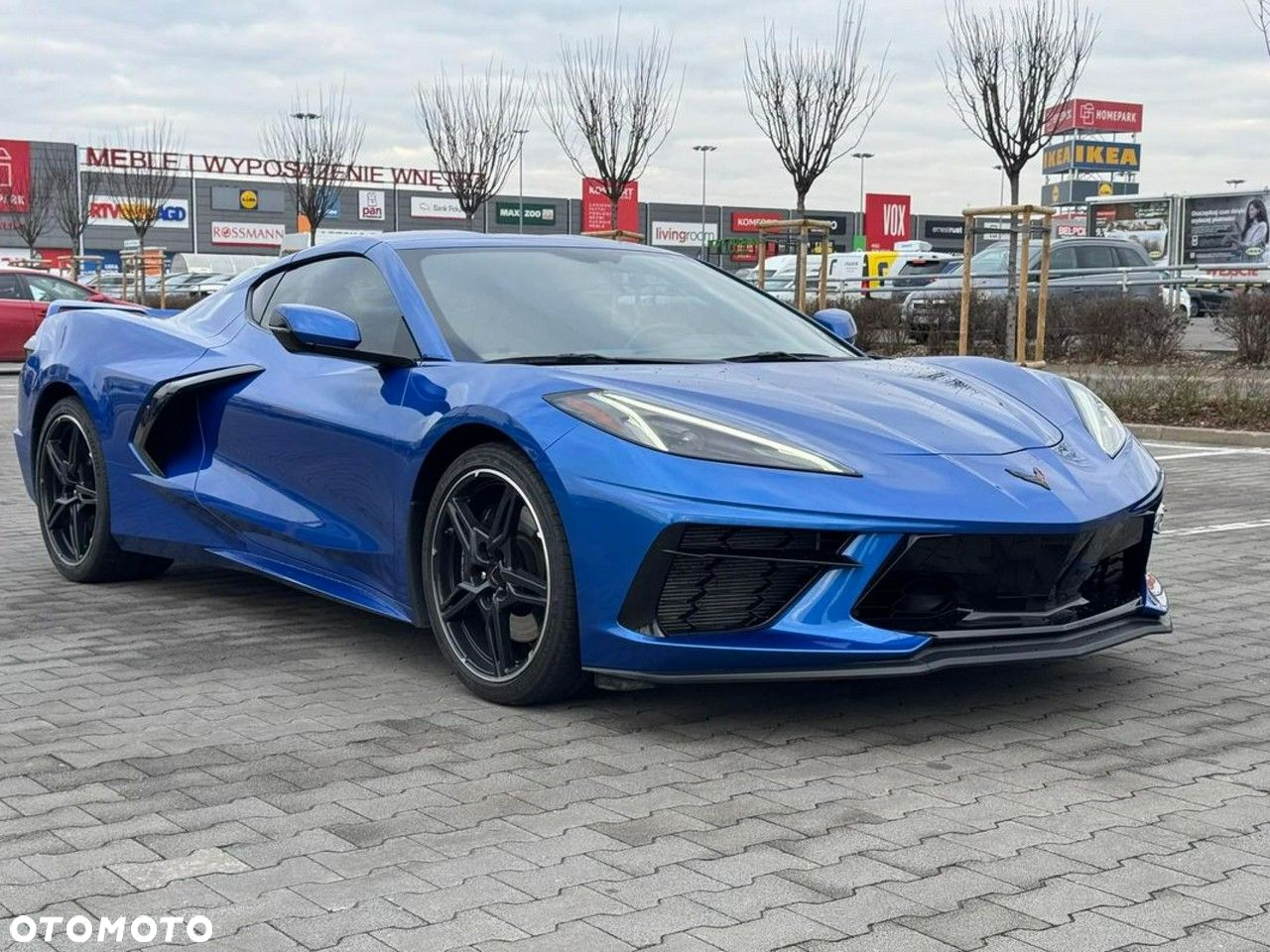 Chevrolet Corvette - 31