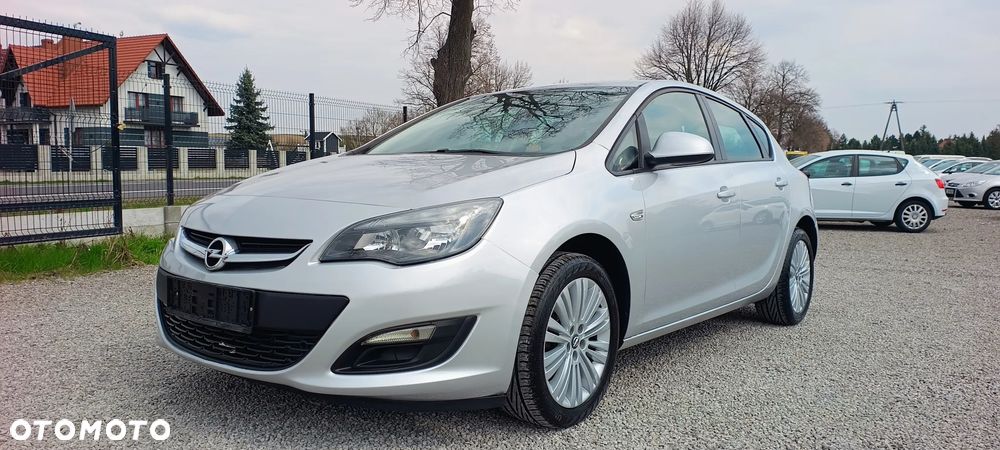 Opel Astra 1.6 Style - 1