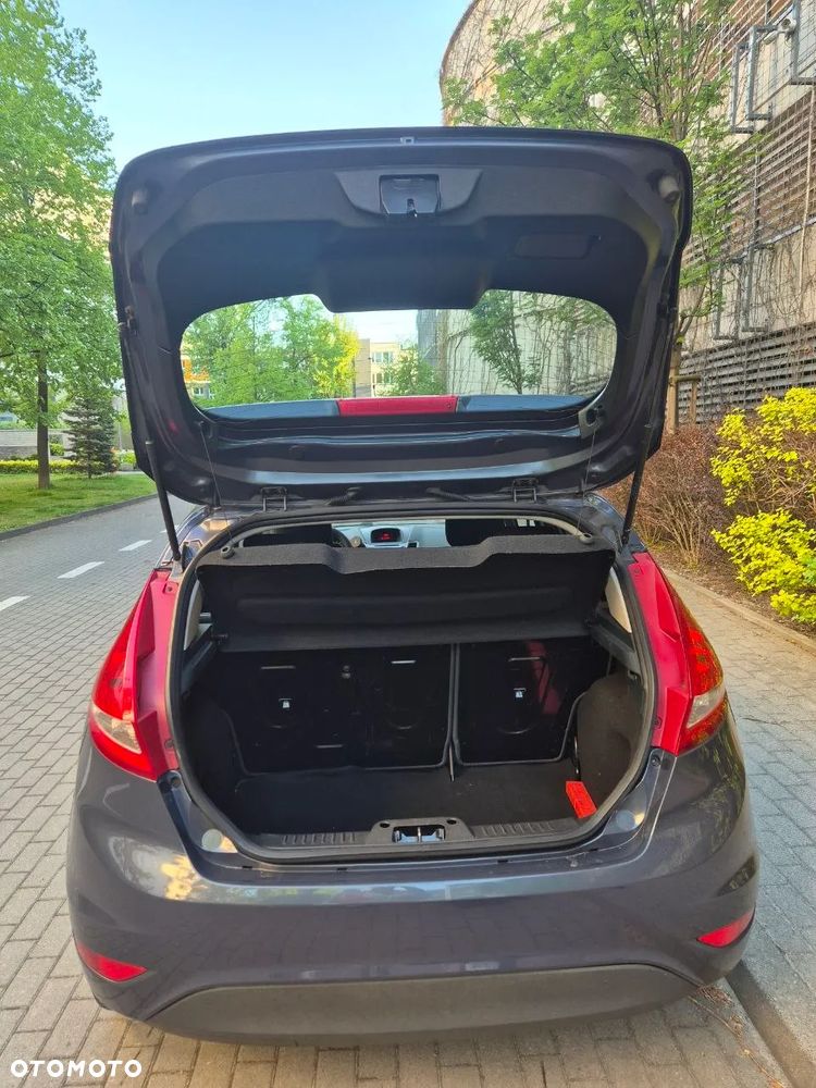 Ford Fiesta 1.25 Champions Edition - 16