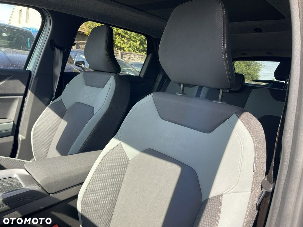 Dacia Bigster 1.8 Full Hybrid 155 Extreme MMT - 13