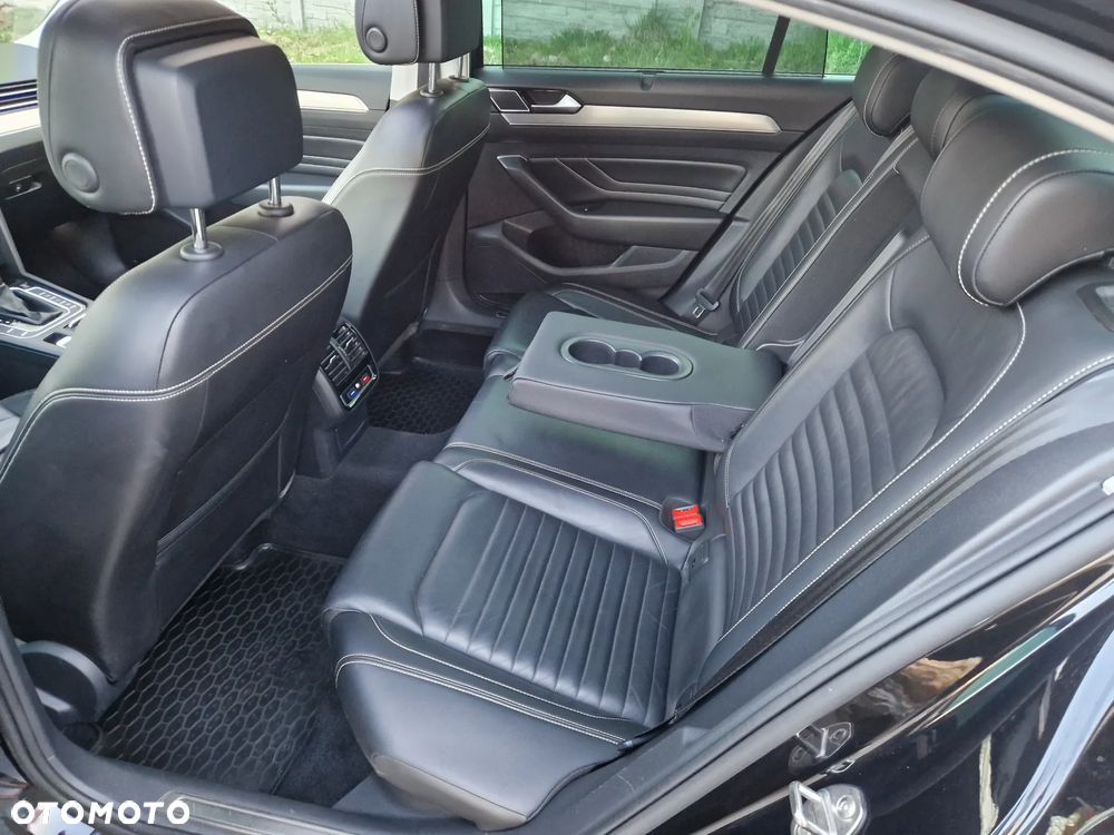 Volkswagen Passat 2.0 TDI (BlueMotion Technology) DSG Comfortline - 23