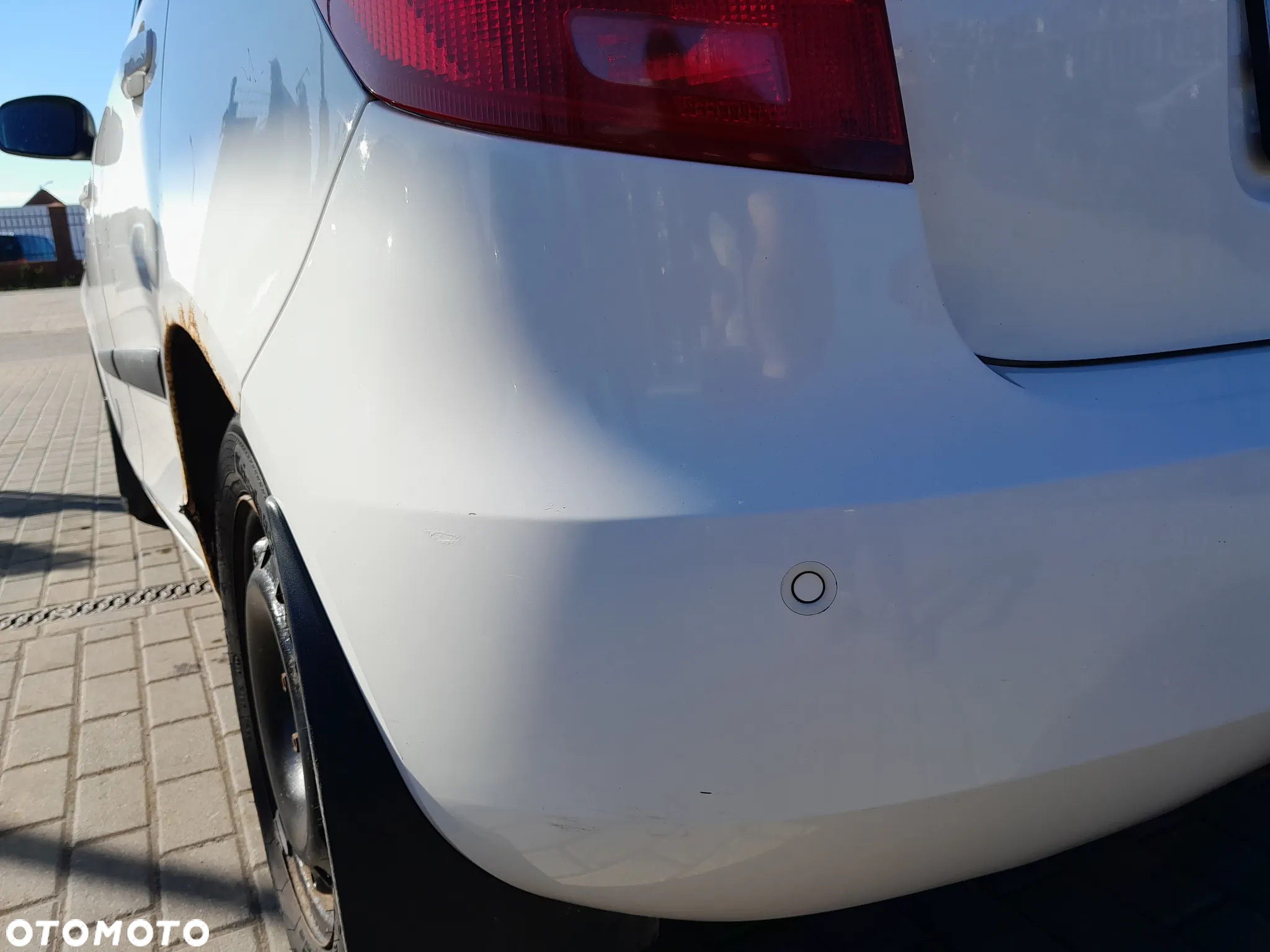 SKODA FABIA II ZDERZAK TYLNY TYŁ HB PARKTRONIC KOLOR: LF9E - 9