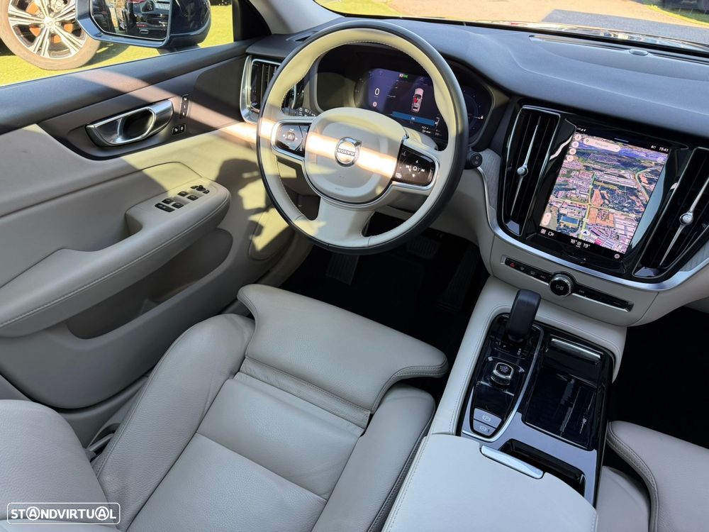 Volvo V60 2.0 T6 AWD TE Plus Bright - 29