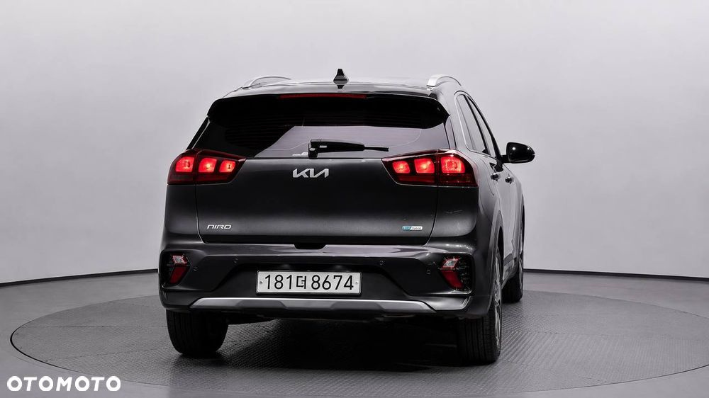 Kia Niro 1.6 GDI Hybrid L - 4