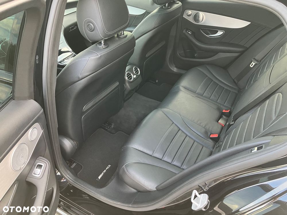 Mercedes-Benz Klasa C 450 AMG 4-Matic 7G-TRONIC - 7